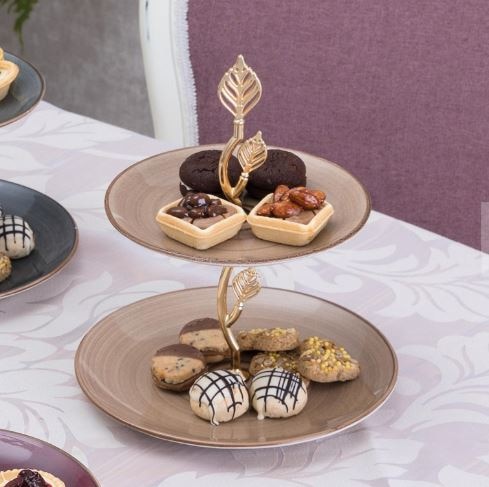 Biscuit aux pépites de chocolat turc plié présentation 3 pièces biscuit aux pépites de chocolat plié présentation 3 pièces coloré p