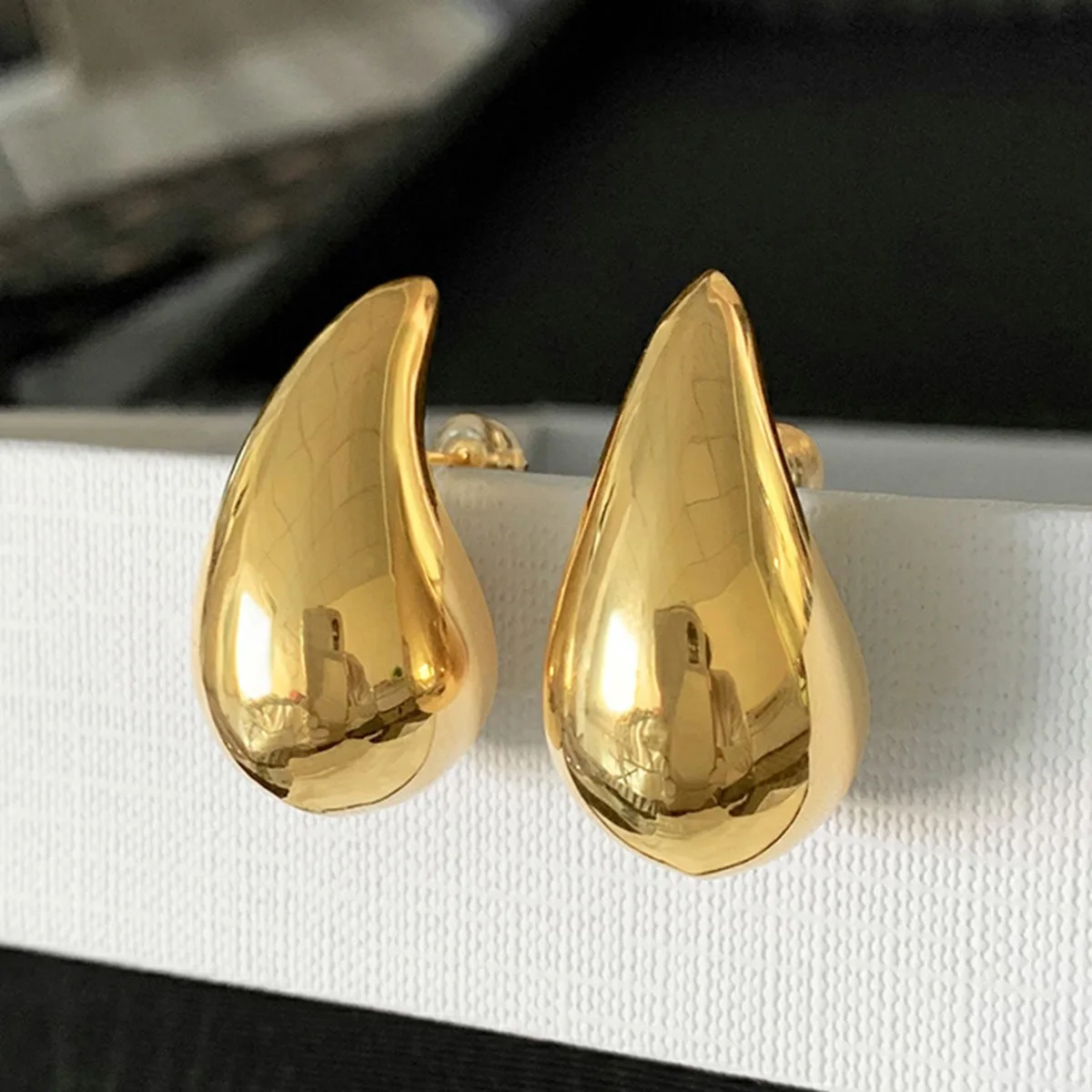 Andara 925 Sterling Silver Teardrop Earrings Eye-Catching Style Metal Texture 18k Gold Jewelry