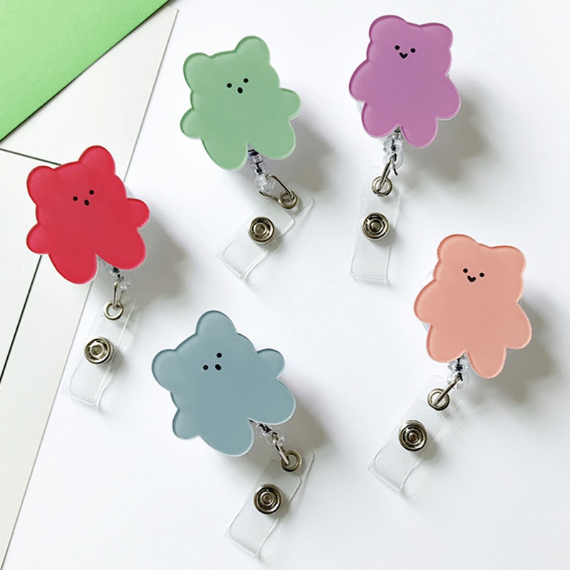Candy Kleur Korea Beren Acryl Intrekbare Badge Reel Verpleegster Arts Student Tentoonstelling Id Card Clips Badge Houder Briefpapier