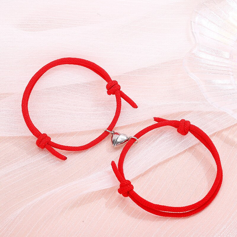 2Pcs/Set Minimalist Lovers Heart Matching Friendship Bracelet Rope Braided Couple Magnetic Distance Bracelet Kit Lover Jewelry: Red