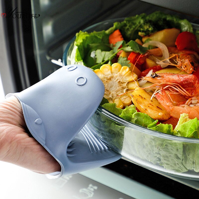 OYOURLIFE Cartoon Silicone Microwave Oven Gloves Oven Mitts Thickened Heat Resistant Slip-resistant Kitchen Gloves Pot Holder