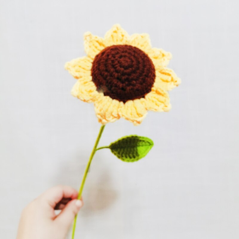 Fil de tournesol fait à la main fleur Bouquet Simulation Crochet tricot tissé à la main crochets de tournesol et accessoires de tricot décor: yellow 35cm