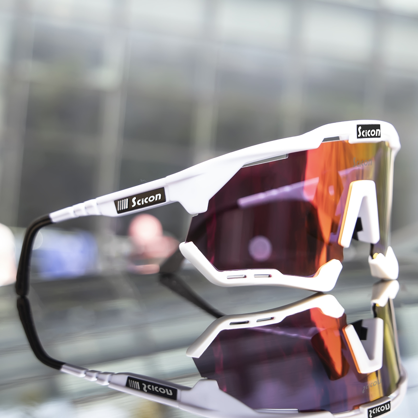 men's and women's photochromic cycling glasses, mountain cycling glasses, outdoor sports, sunglasses, road cycling glasses, UV4: GRAY / WHITE