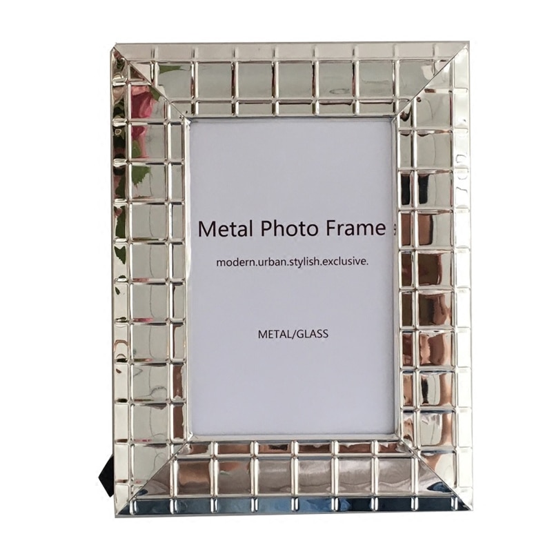 Eenvoudige Stijl Desktop Stand Fotolijst Luxe Verzilverd Metalen Foto Displays MPF012