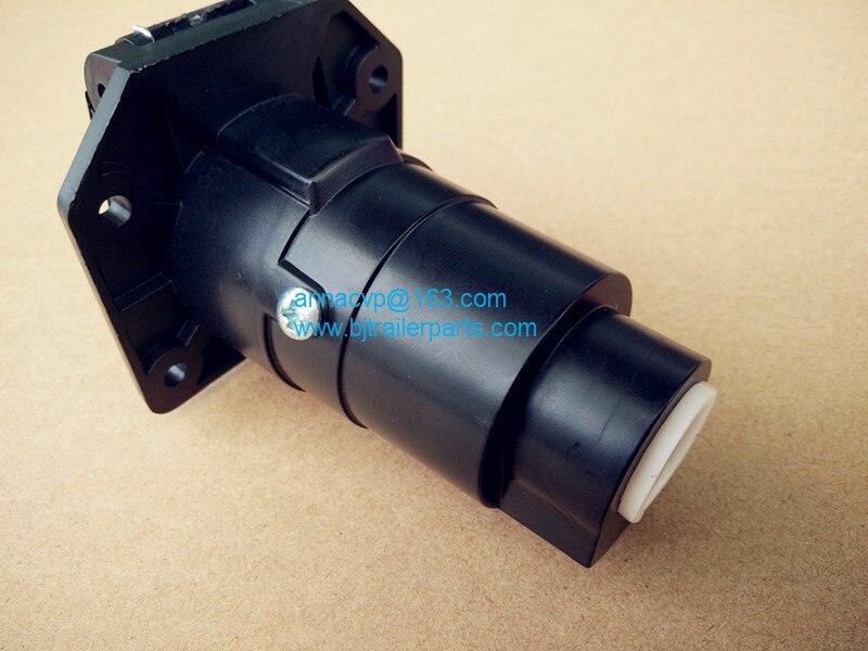 7 poles blade round truck trailer plug +socket 7-way RV trailer connector replacement 7 pin , RV light plug connector