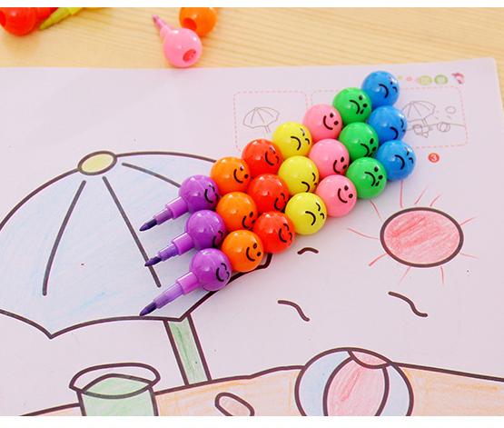 [4Y4A] 50pcs/Lot 7colors Smiley Crayons Candied Crayons Children art student safety and environmental stationery