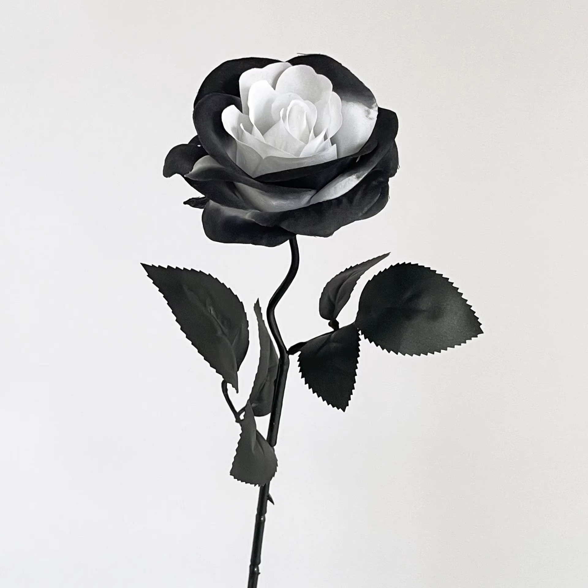 Black Silk Rose Gothic Artificial Flowers Bride Wedding Hand Holding Bouquet for Party Wedding Home Garden DIY Halloween Decor: Rose Red