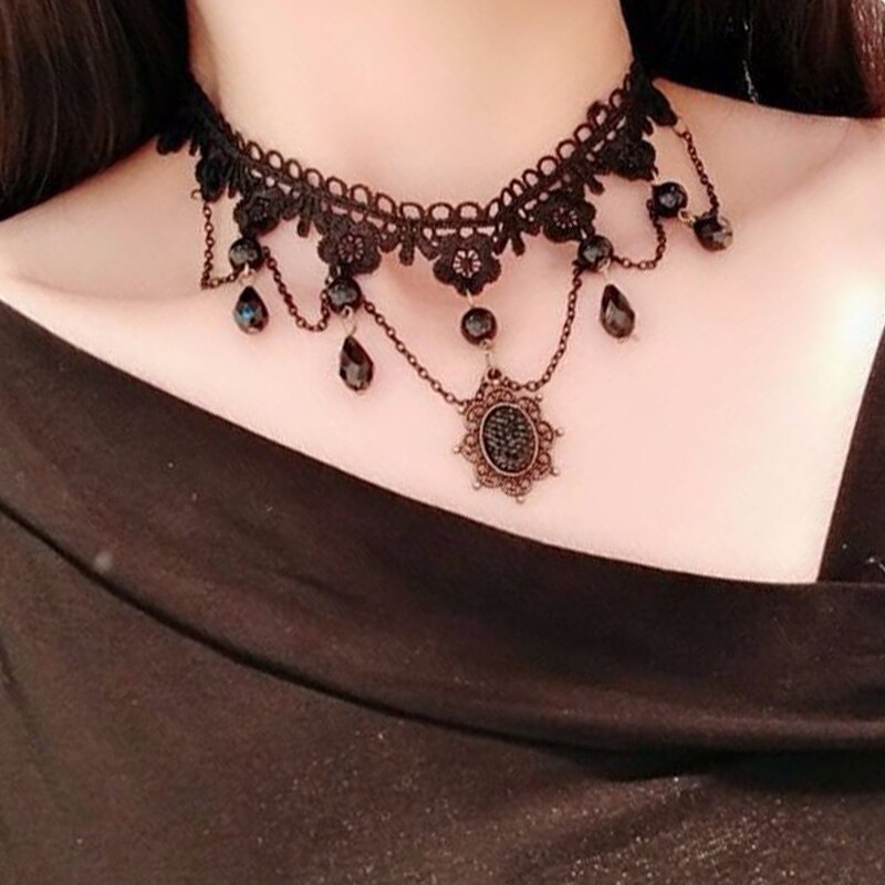 Gothic Punk Lace Choker Necklace For Women Teens Girls Rivet Heart Collar Necklace Rock Jewelry Party Necklace: C1124