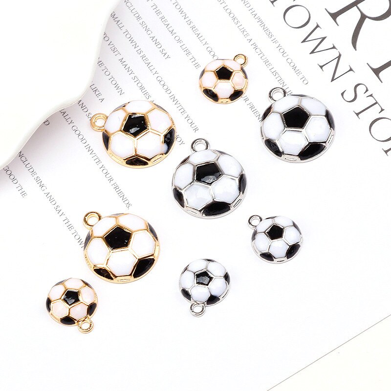 Dijes de esmalte de fútbol para fabricación de joyas, 5 piezas, cuentas colgantes de fútbol, pulseras DIY, collar, accesorios colgantes