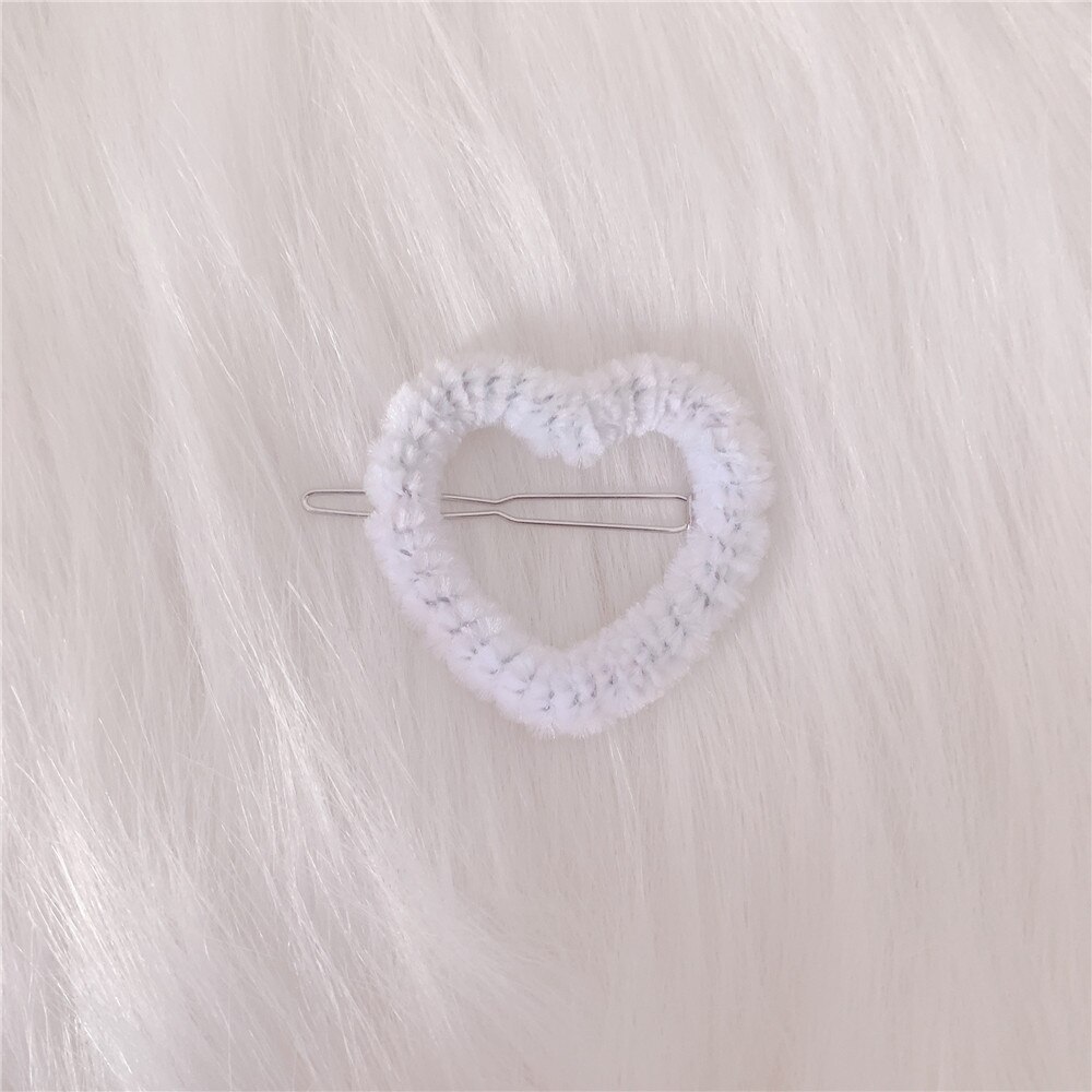 Kolorowe pluszowe niewypełnione serce Out spinki do włosów dla kobiet dziewczyna śliczne Harajuku Vintage akcesoria do włosów prezenty oświadczenie Trendy biżuteria: white