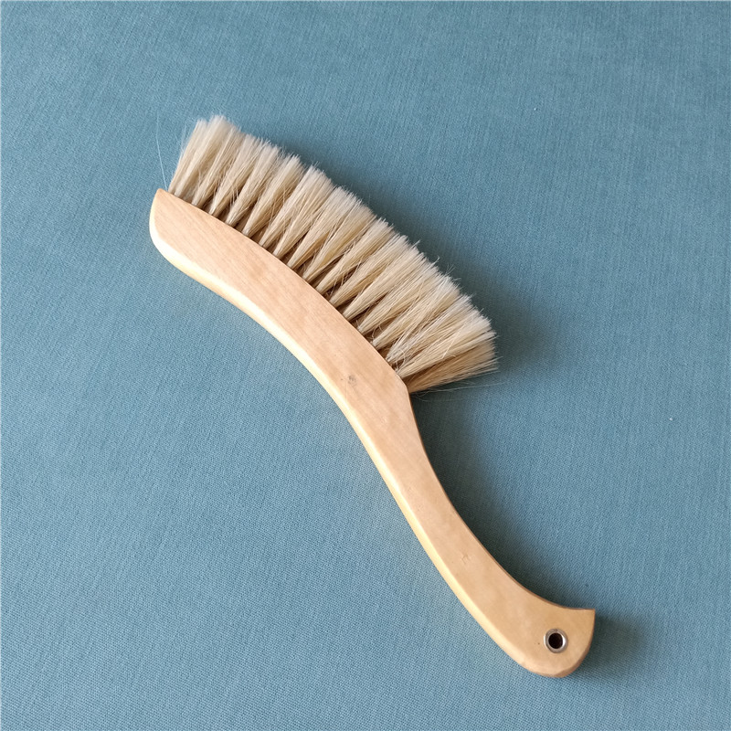 Natural Solid wooden bed brush cleaning brush broom bristles mane dusting sofa bed sheet sweep bed brushes 31.5cm*20cm*5cm