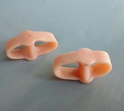 55Pairs Toe Separators Stretchers Straighteners Alignment Bunion Gel 2 Holes Overlapping Orthotics Hammer Toes Feet Care: skin