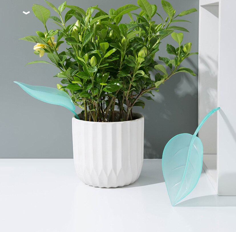 10Stck Pflanze Topf Bewässerung Trichter Geräte Blatt Form Spikes Bewässerung Pro drinnen draussen Pflanzen faul Bewässerung Werkzeug