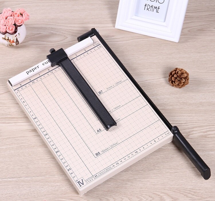 Neue A4 Papier Foto Cutter Guillotine schneiden maschine Metall Trimmer Basis 5-10 Blätter mit Grid Farbe Nach Dem Zufall