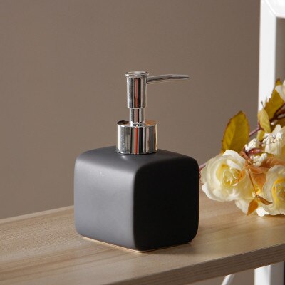 Flydende sæbe dispenser keramisk badeværelse shampoo shower gel flaske med 304 sus press type hoved shell bad hardware: Stil 7