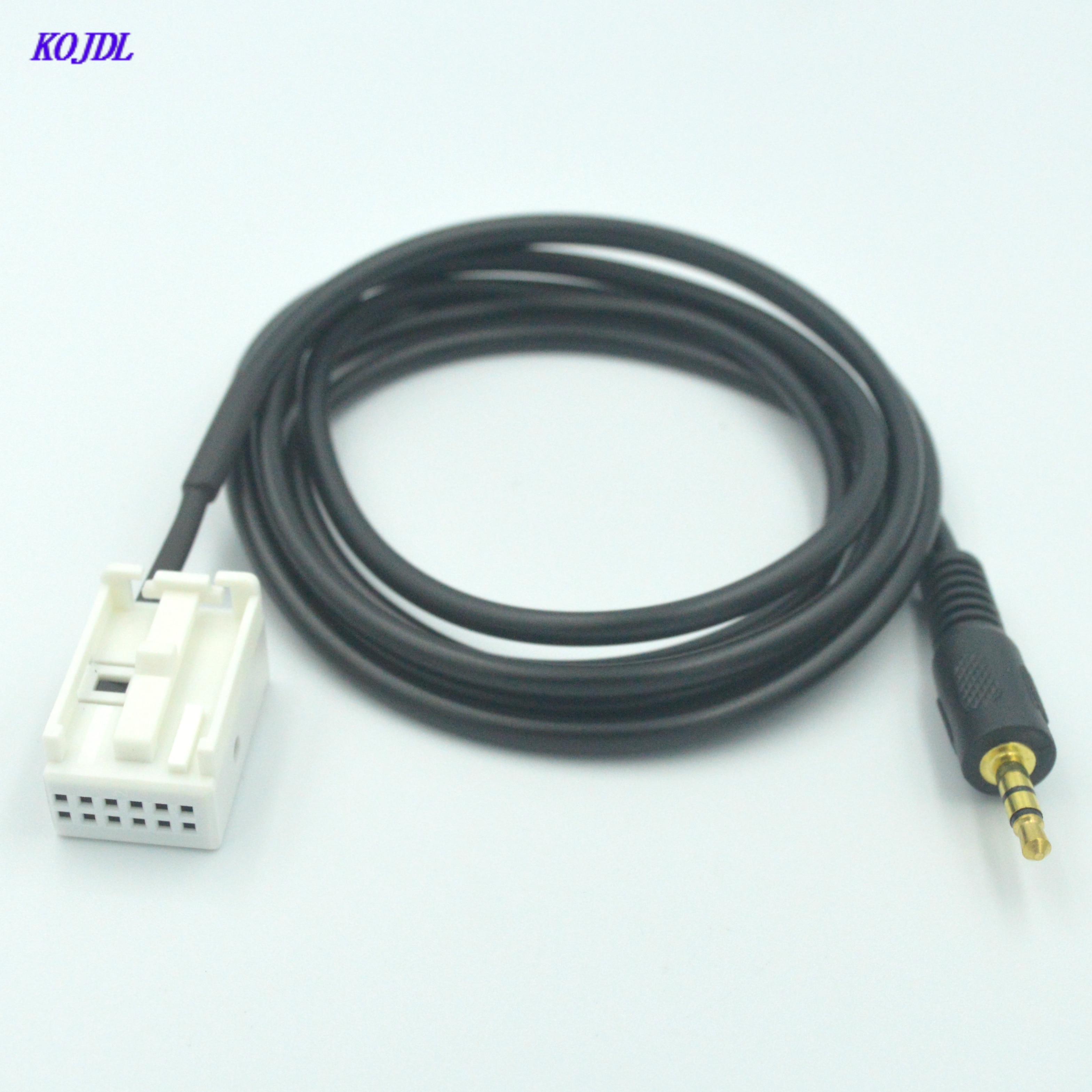 Auton aux -linjan tulokaapelin pistoke mercedes benz comand aps ntg  w209 cd 20 30 50 w221 w251 w164 x164 w169 w203 w245 kojdl