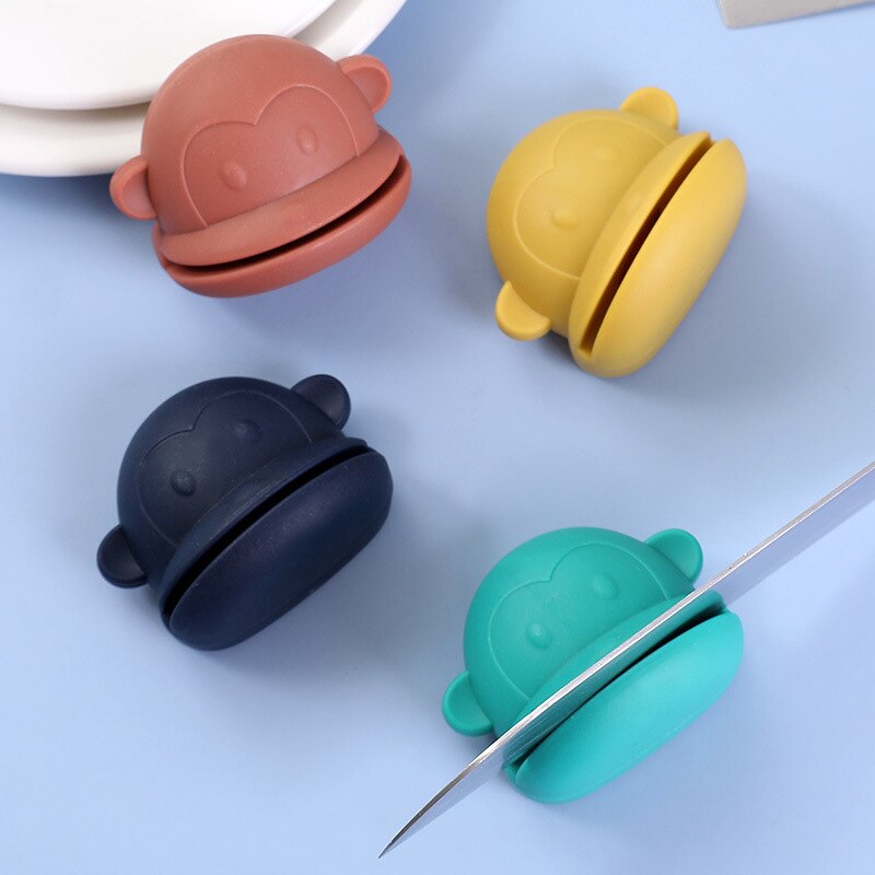 Household Multifunction Cartoon Knife Sharpener Kitchen Mini Manual Sharpening Monkey Shape Knife Sharpener