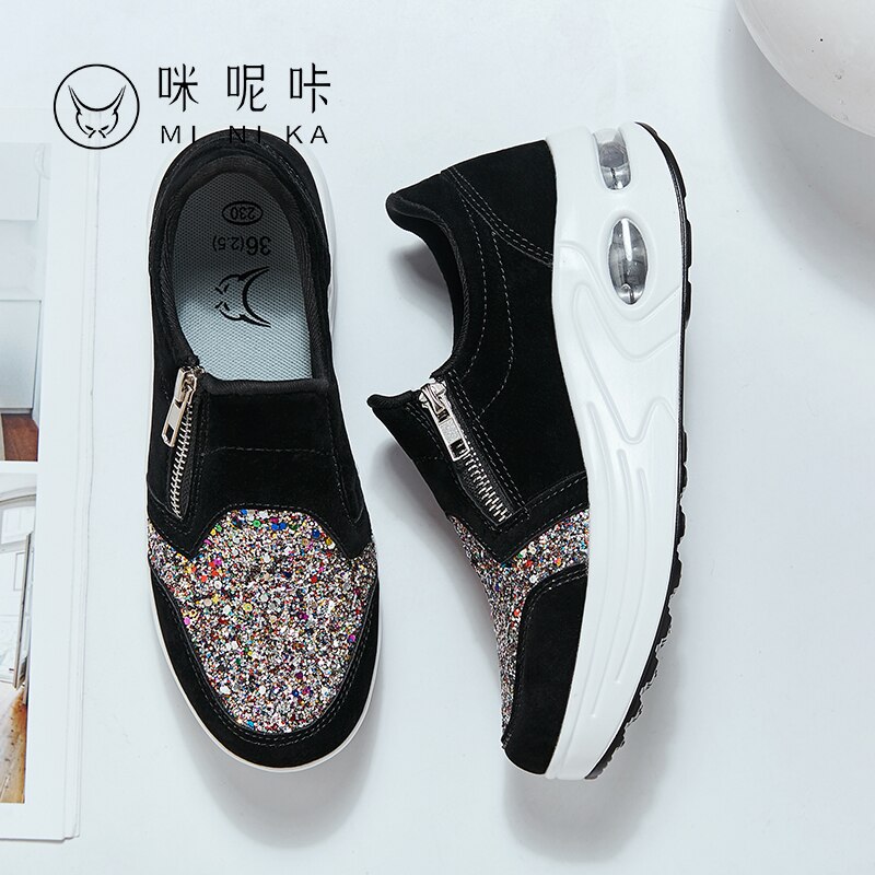 Lynlås wedges sko til kvinder sneakers zapatillas fitness udendørs sportssko luftpude shake teni feminino sko toning: Sort / 6.5