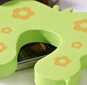 Bloqueador de puerta con dibujos de animales para niños, Protector de esquina para dedos, tapón de seguridad para bebés, 1 Uds.: Butterfly