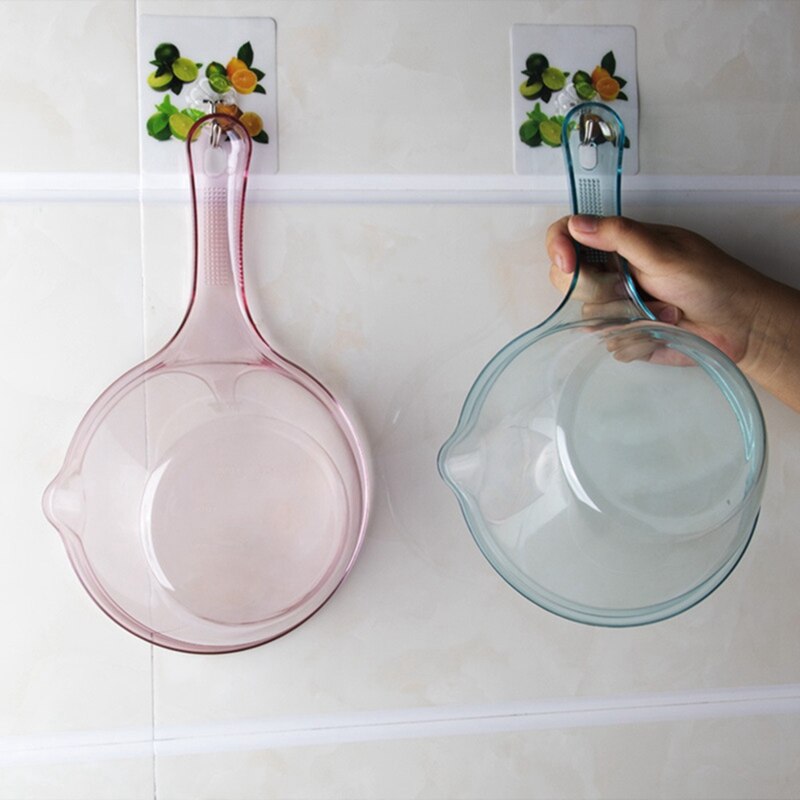 Household Transparent Kitchen Water Scoop Thickened Plastic Water Scoop Bath Scoop Drift Ladle Long Handle Child Shampoo Spoon.