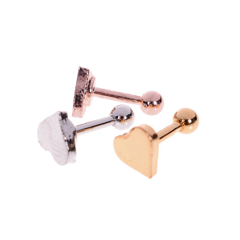 2 stks/set Mode Piercing Tragus Oorbellen Kraakbeen Helix Hart Vorm Oorstekers Lichtmetalen Piercing Sieraden voor Vrouwen