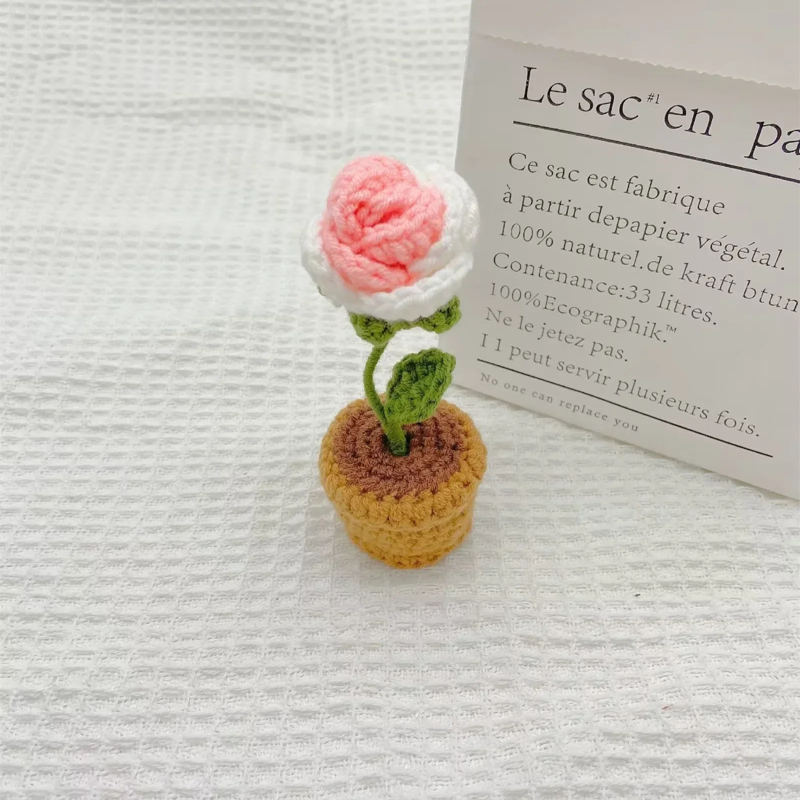 Plantas en macetas tejidas a mano, corazón de rosa tejido a mano, cártamo de Gardenia, flor de ganchillo, accesorios de Interior de coche, decoración de coche, 1 Uds.: Chocolate