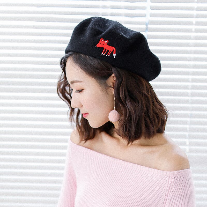 Køligt forår efterår vinter kunstner hue hue kvinder piger maler kasket baret broderi smil ansigt kat rose solid hue baret hat: Ræv sort