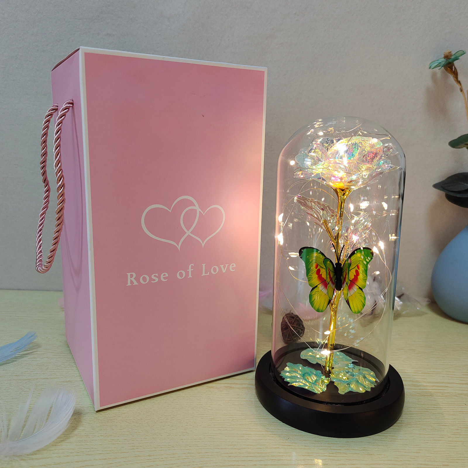 Roze Licht Kunstmatige Galaxy Rose Lamp Met Vlinder En Kleurrijke Led Rozenbloemen In Glazen Batterij Aangedreven Voor Vrouwen: violet