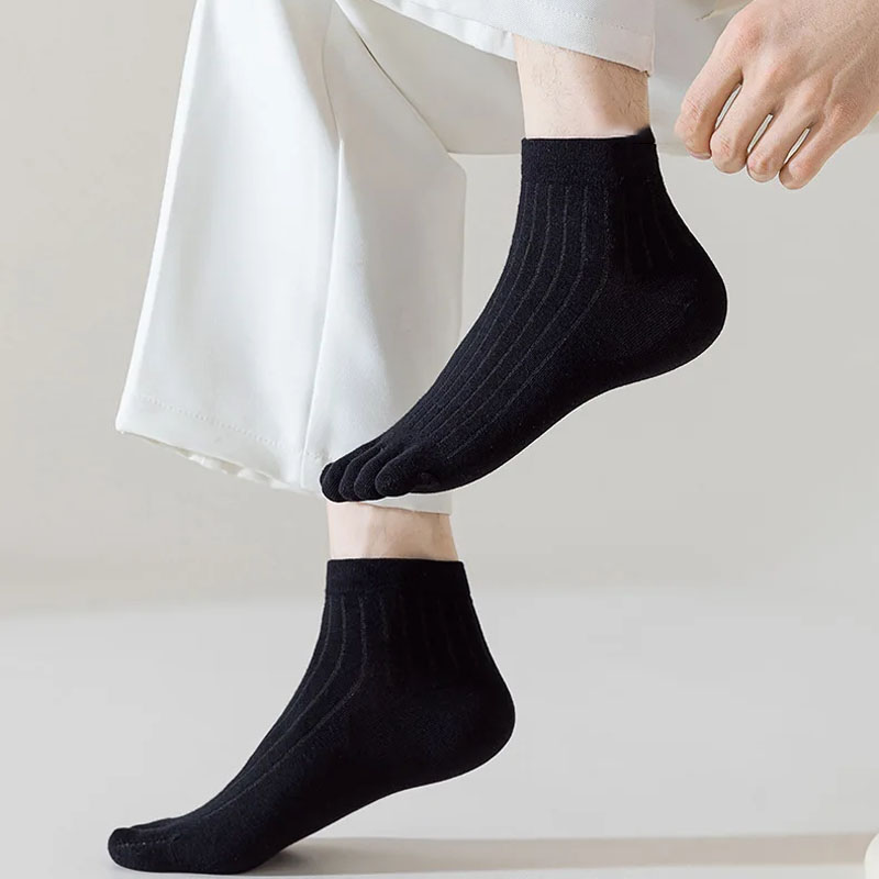 Calcetines hasta la rodilla a la con cinco dedos para hombre, calcetines a rayas de Color sólido hasta la pantorrilla, calcetines con punta abierta y absorción del sudor para primavera y verano, 5 dedos: Morado oscuro
