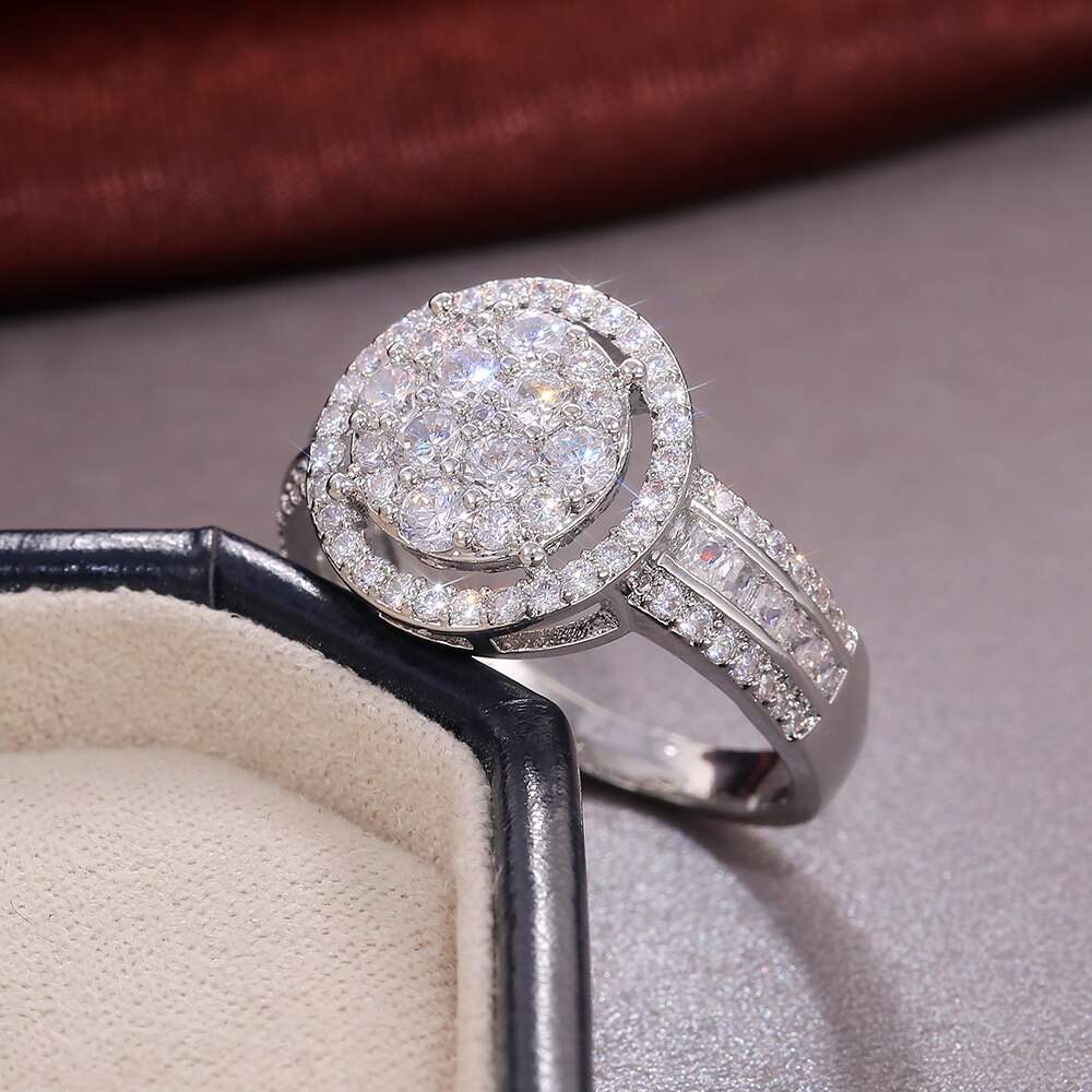 Huitan Round Watch Shape Women Ring Wedding Party Anniversary Ring Prong Setting CZ Stones Delicate Female Jewelry