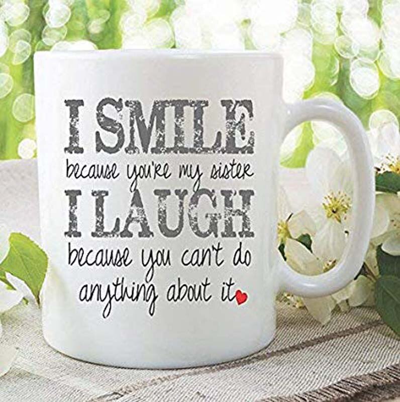 Zus Koffie Mok Ik Glimlach Omdat Je Mijn Zus Ik Lachen Omdat Je Niet Kunt Doen Iets Over het Grappige Zus Mok Aanwezig