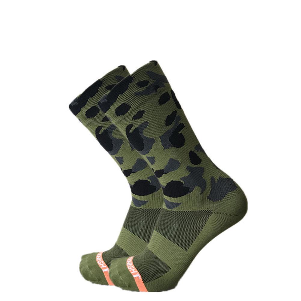 Olive Green Camouflage Outdoor Riding Cycling Sports Socks Unisex Bike Sock: Army Green