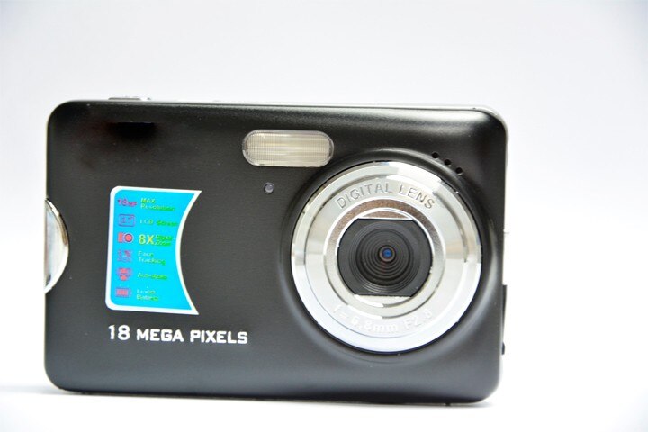 Cámara de vídeo digital Winait MAX 18 Mega píxeles con pantalla TFT de 2,7 ''y cámara compacta con zoom digital de 8x: Black / Standard pacakge