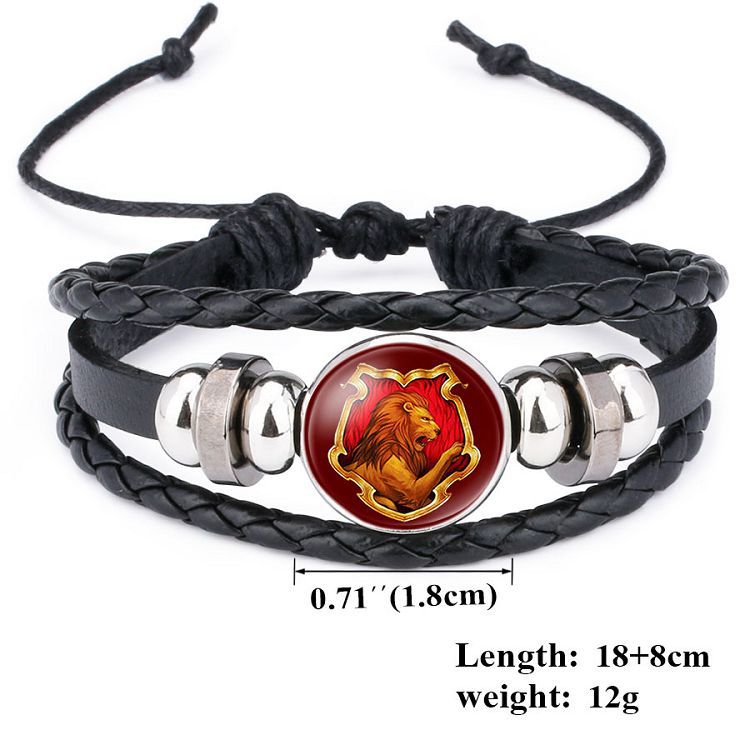 custom jewelry: D