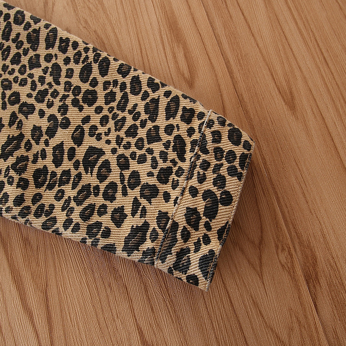 Bambine Primavera Estate Autunno Giacca A Maniche Lunghe Piegato Collare Del Modello Del Leopardo Pulsante-Imbottiture Design del Frontale Tasche Giubbotti