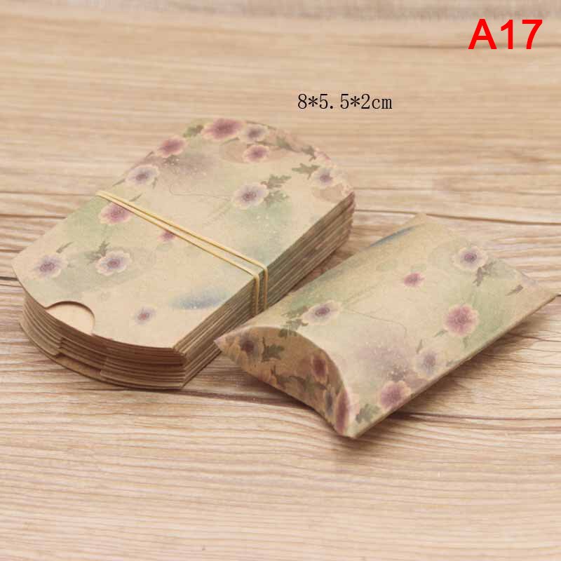 10Pcs Kraft Papier Doos Kussen Vorm Snoep Wedding Favor Supplies Dozen: A17