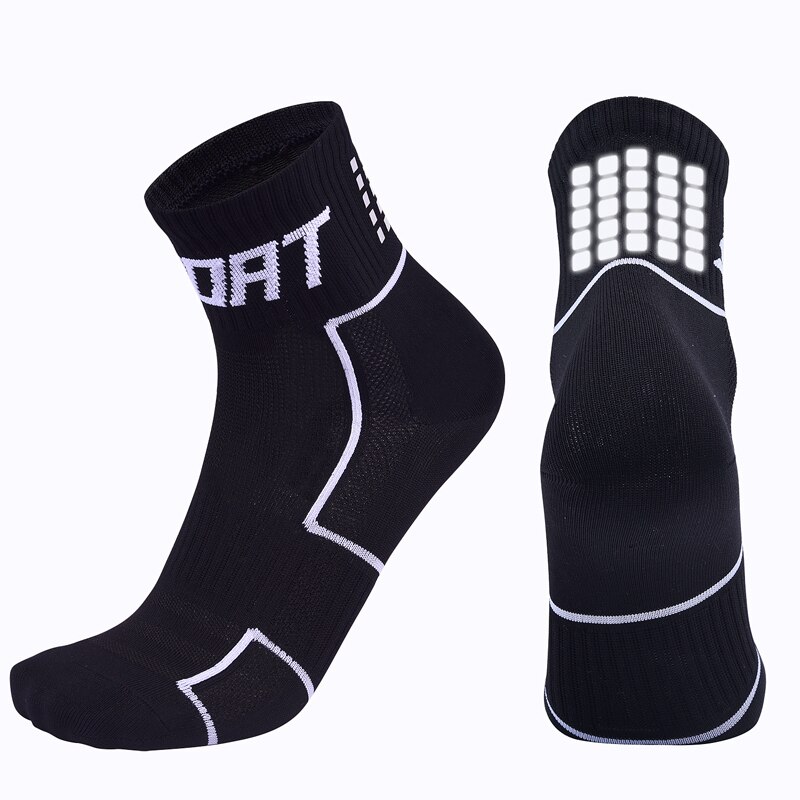 Reflective Cycling Socks Men Breathable Outdoor Basketball Socks Wicking Bike Socks Running Sports Socks Women: Black / xl 43-46