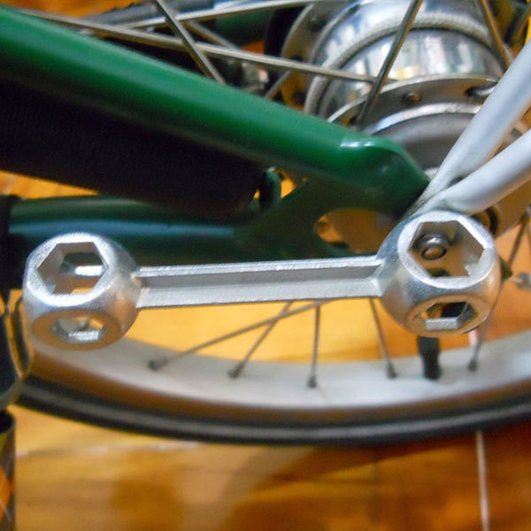 1 PCS 10 in 1 Alloy Dog Bone Shape Bicycle Hexagon Wrench Portable Tool Durable And Practical Hand Tools For Bike