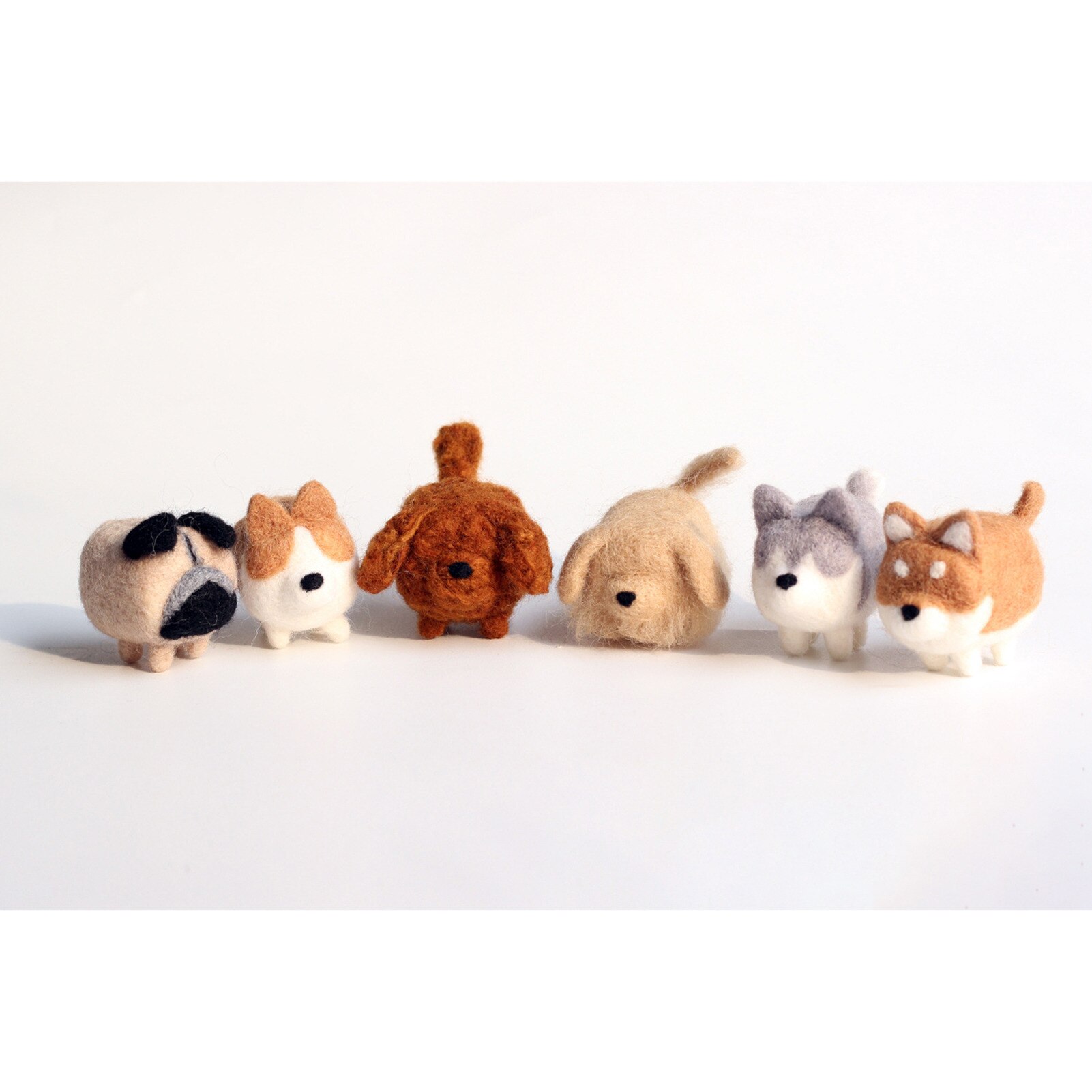 Handmade Cartoon Pet Dog Series Wool Felt Needle Poked Material Package Kitting DIY Husky Samoyed Dogs Wool Felting Animal