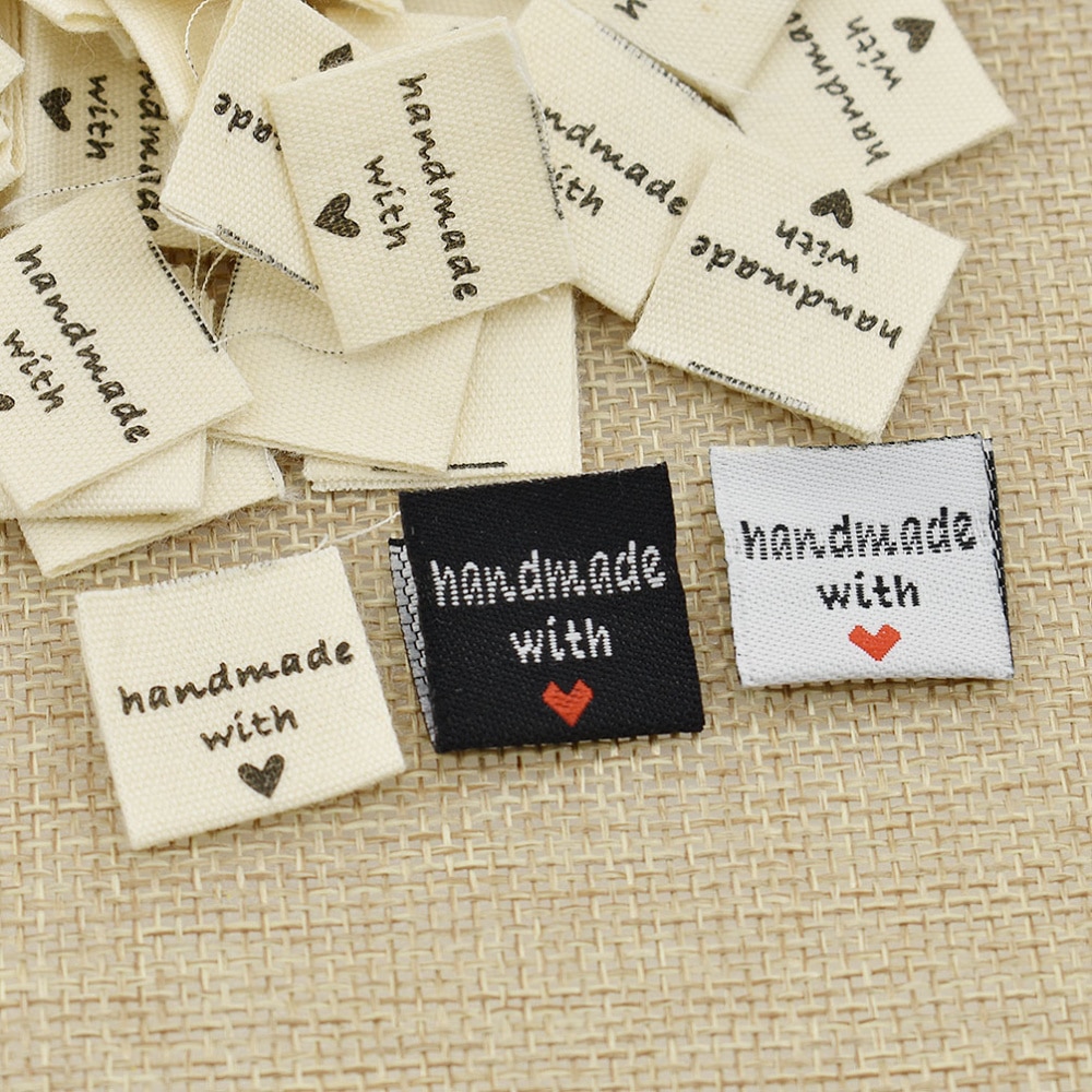 100 stücke Quadratisch handgefertigt Mit Liebe Kleidung Etiketten Für DIY Handwerk NäHenne Auf Kleidung Tasche Schuhe Dekor Tuch Stichworte