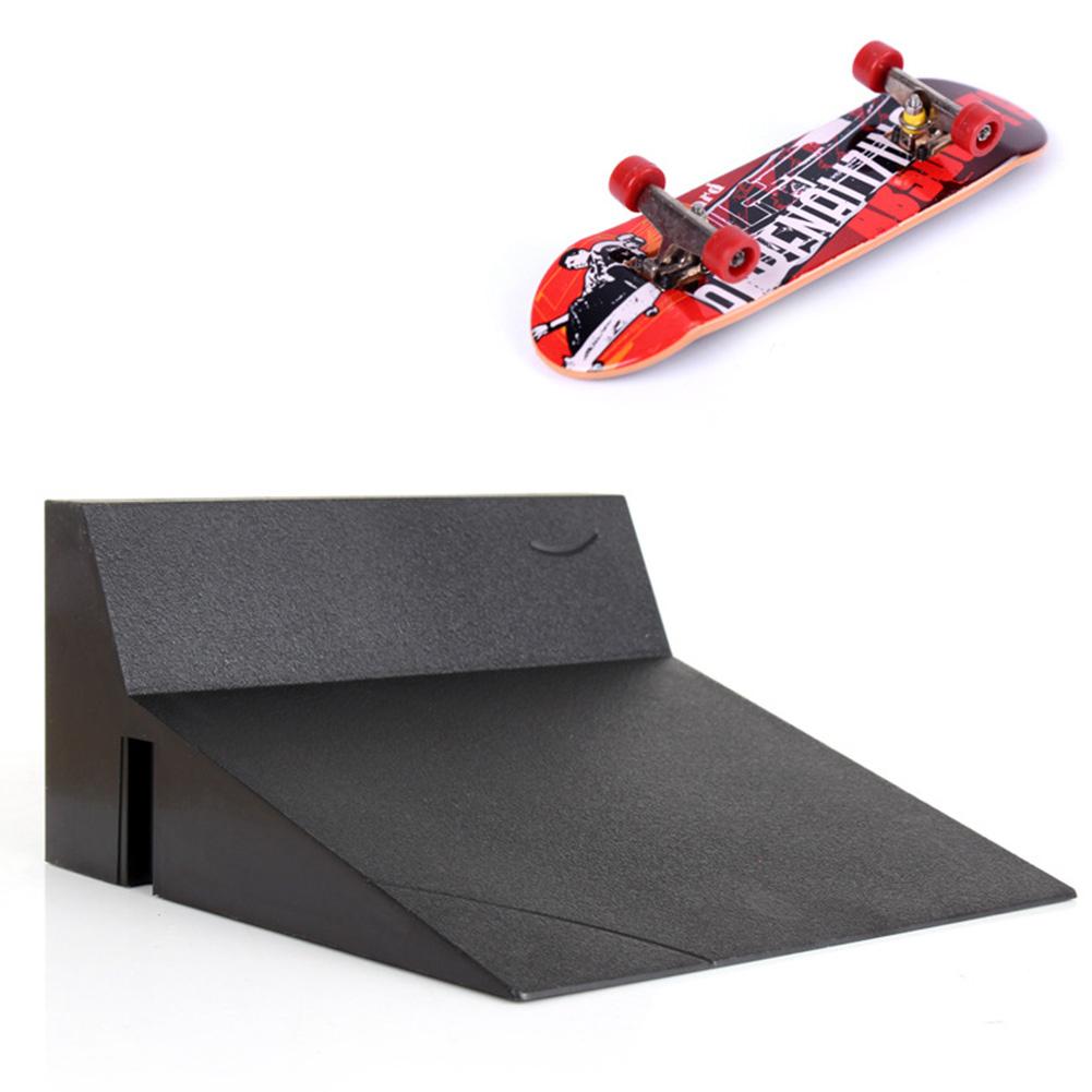 Mini Finger Toy-Juego de rampa para Parque de Skate, juego de rampa con 1 dedo, piezas de rampa para monopatín de dedo, accesorios de entrenamiento: C