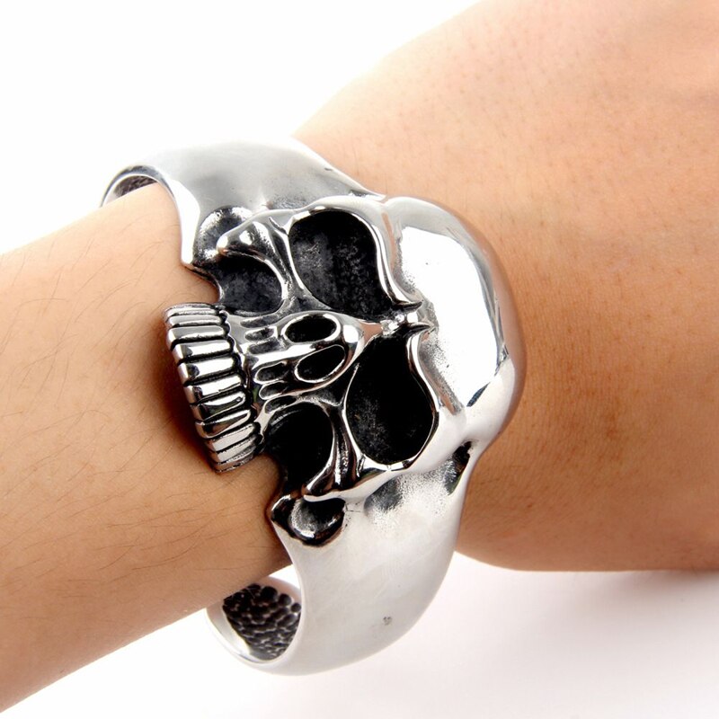 Fashiong Metal Huge Heavy Skull Motorcycle Exaggerated Punk Open Bracelet for Men Jewelry