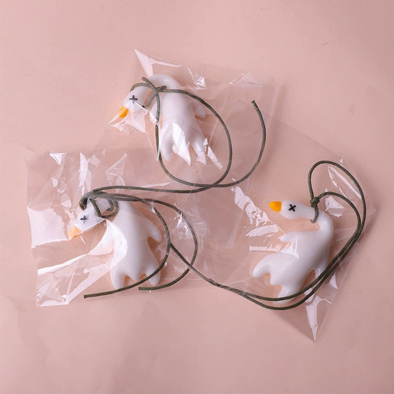 Kleurverandering Eend Sleutelhanger Beijing Gebraden Eend Sleutelhanger Tas Hanger Grappige Auto Ornament Decoratie Achteruitkijkspiegel Accessoires: Default Title