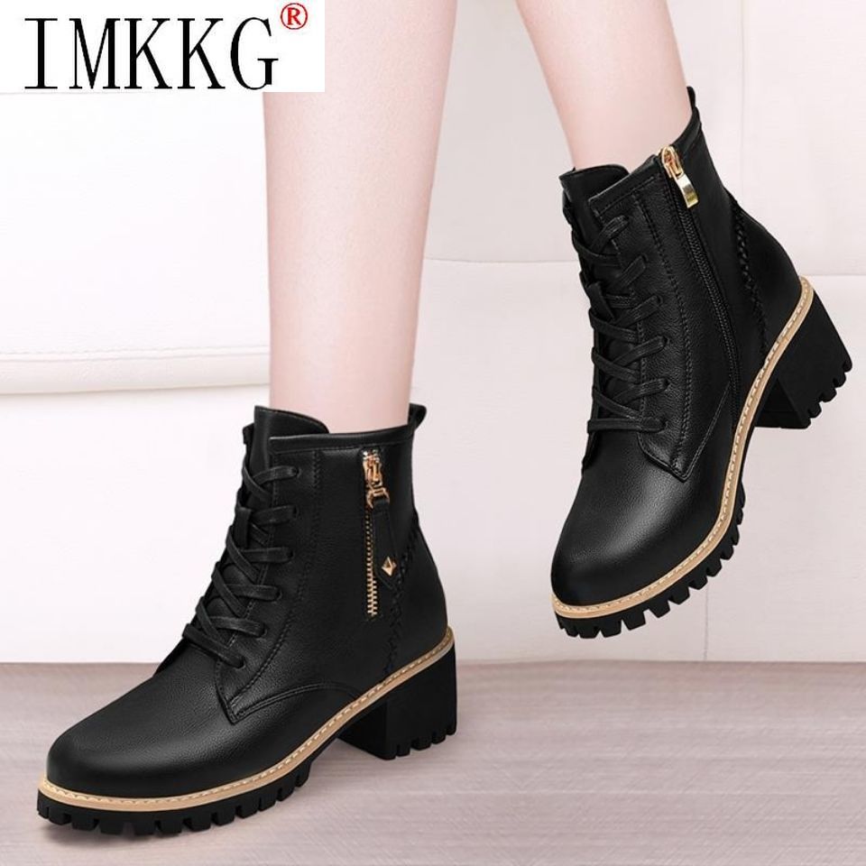 Bottes Martin en cuir souple et coton pour femmes, nouvelles chaussures chaudes de à semelle épaisse assorties avec tout, automne et hiver