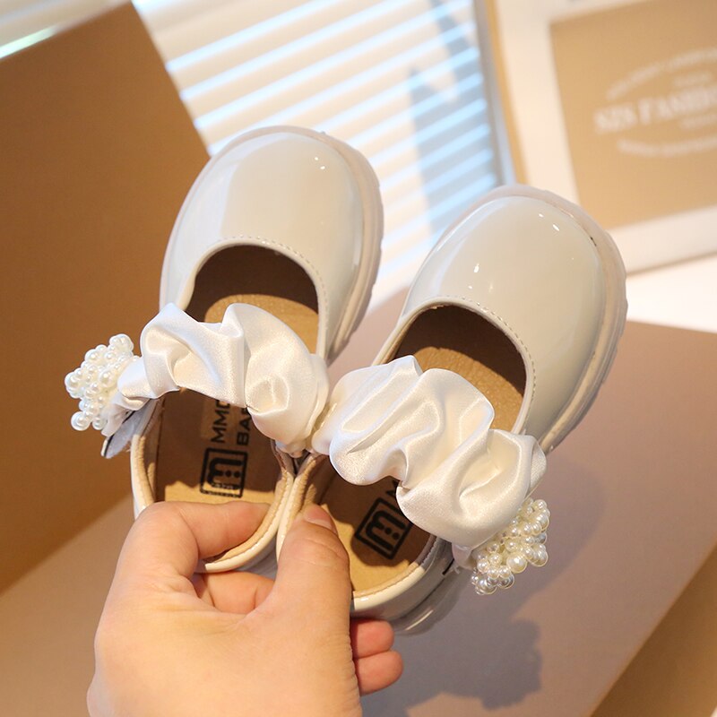Girls Leather Shoes Flower Pearls Mary Janes Shoes Platform Princess Shoes Kids Dance Party Children White Wedding Shoe Autumn