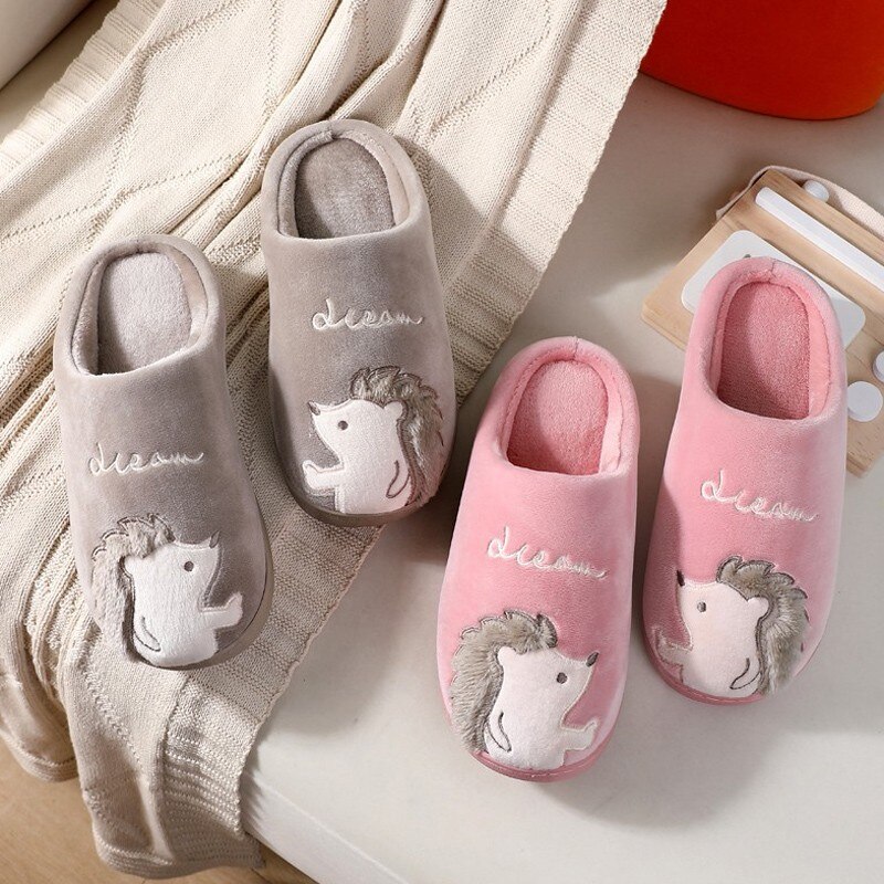 Naiset pehmotossut miehet parit koti pörröinen luistamaton lämmin talon lattia puuvillakengät sarjakuva eläin naiset tytöt tekoturkis liukumäet