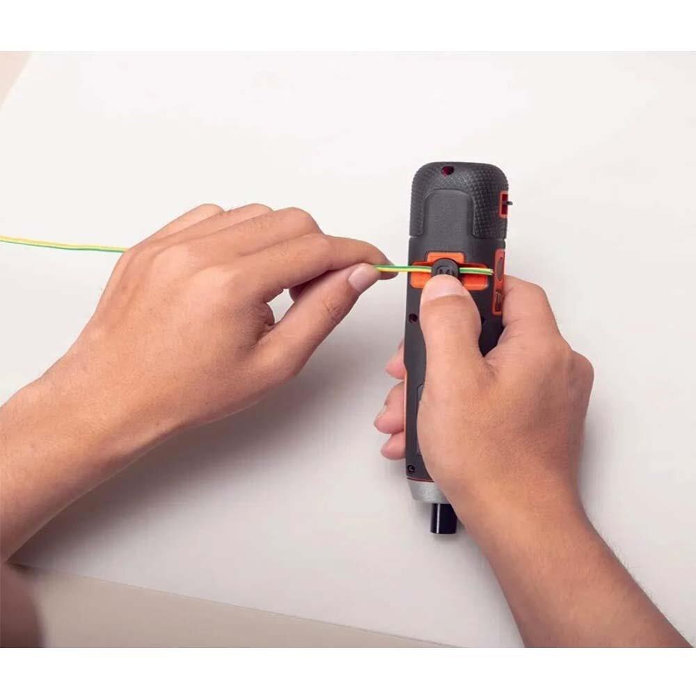 Black & Decker BD40K4 4Volt Li-ion Smart Rechargeable Screwdriver + 4 Piece Screwdriver bit