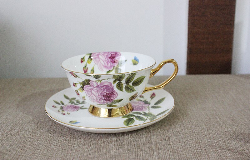 Porcelana de hueso taza de café de China y platillo de lujo de cerámica Vintage té moderno Tazas de café utensilios de cocina Tazas Para Tazas: style 8