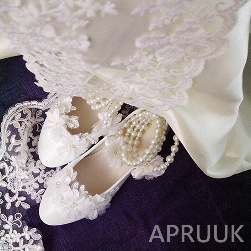 Luxury handmade flower wedding flats shoes bride plus size small big sizes pearls ankle strap bridal flats ladies party shoe