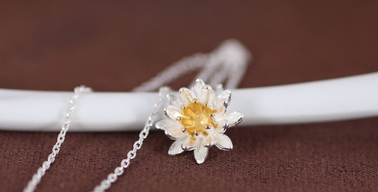 Nieuwkomers 925 Sterling Zilveren Lotus Bloem Kettingen Voor Vrouwen sterling-zilver-sieraden: Gold Flower